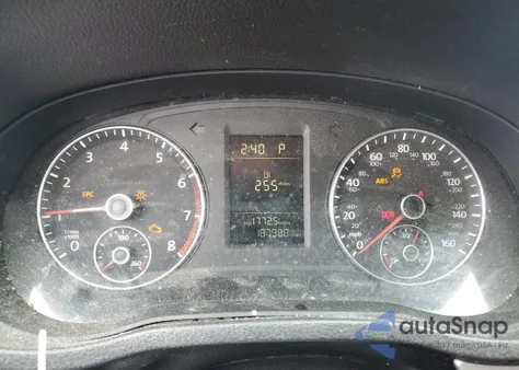 2012 Volkswagen Passat S z USA, uszkodzony, nr VIN 1VWAP7A35CC067596